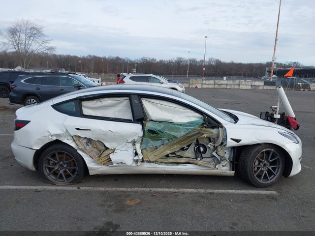 Tesla Model 3 Rear-wheel Drive