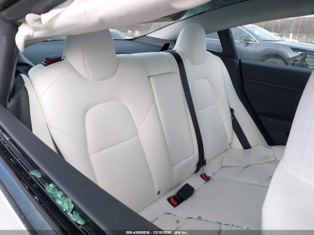 Tesla Model 3 Rear-wheel Drive