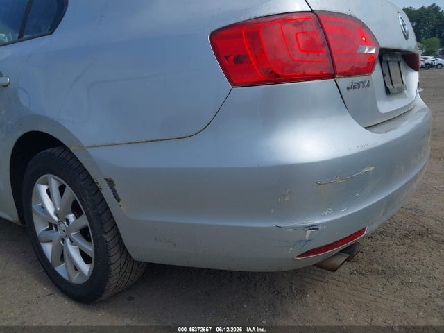 Volkswagen Jetta 2.5l Se