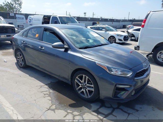 Salvage Kia Forte Image
