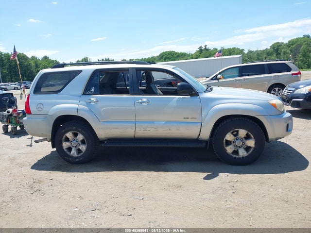 Toyota 4Runner Sr5