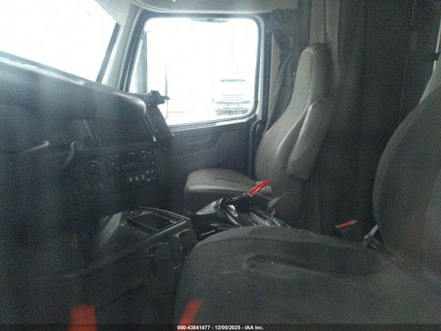 Volvo Vnl