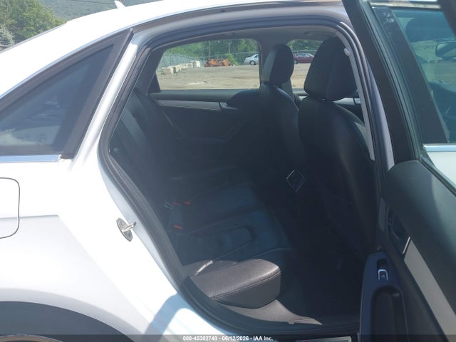 Audi A4 2.0t Premium