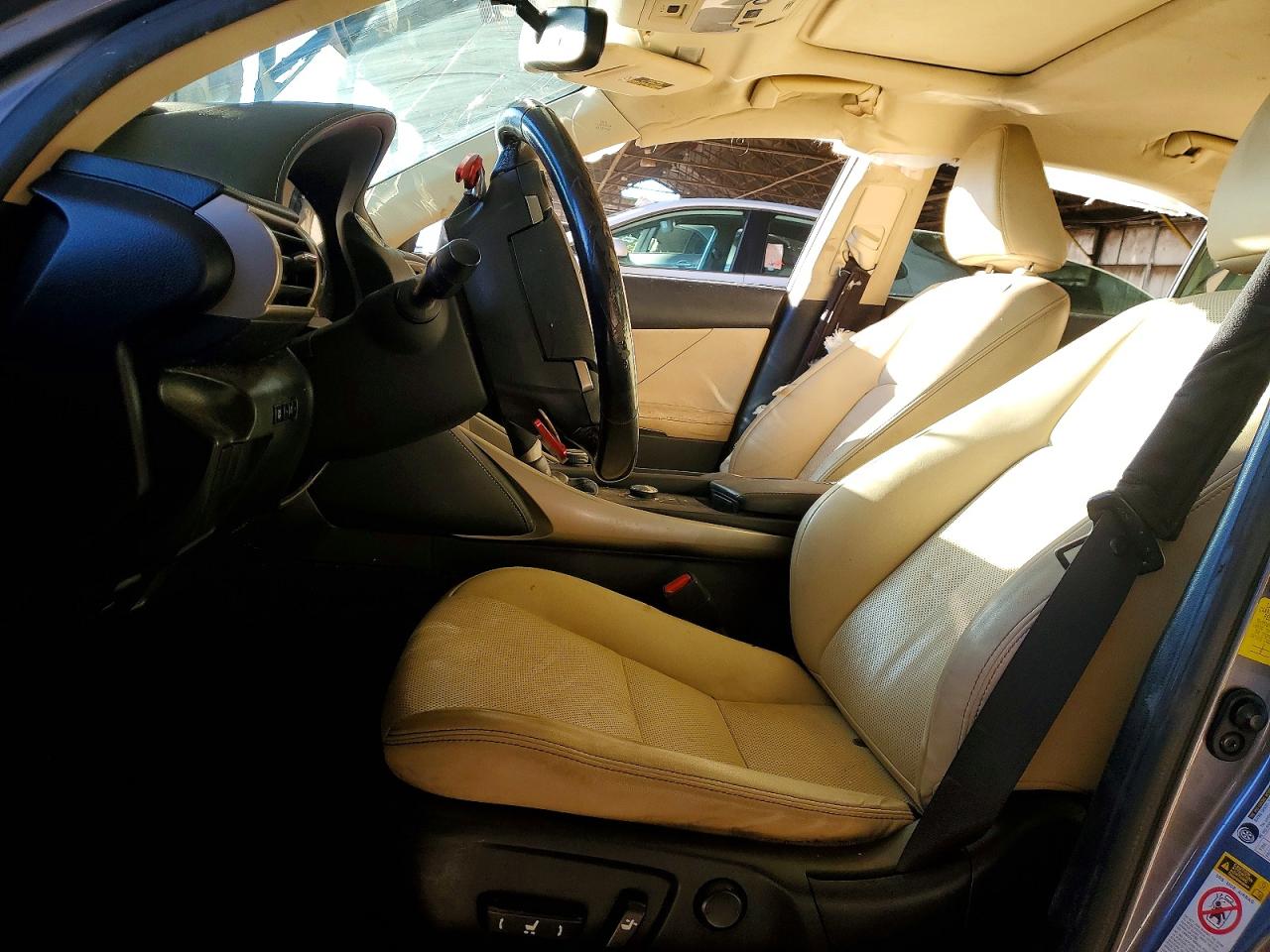 Lexus Is 200t