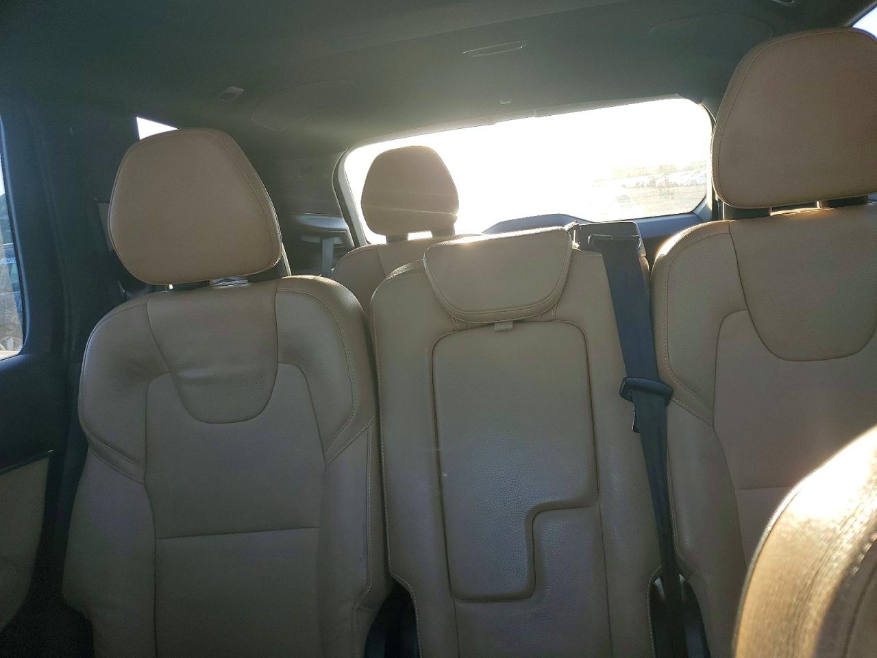 Volvo XC90 T6