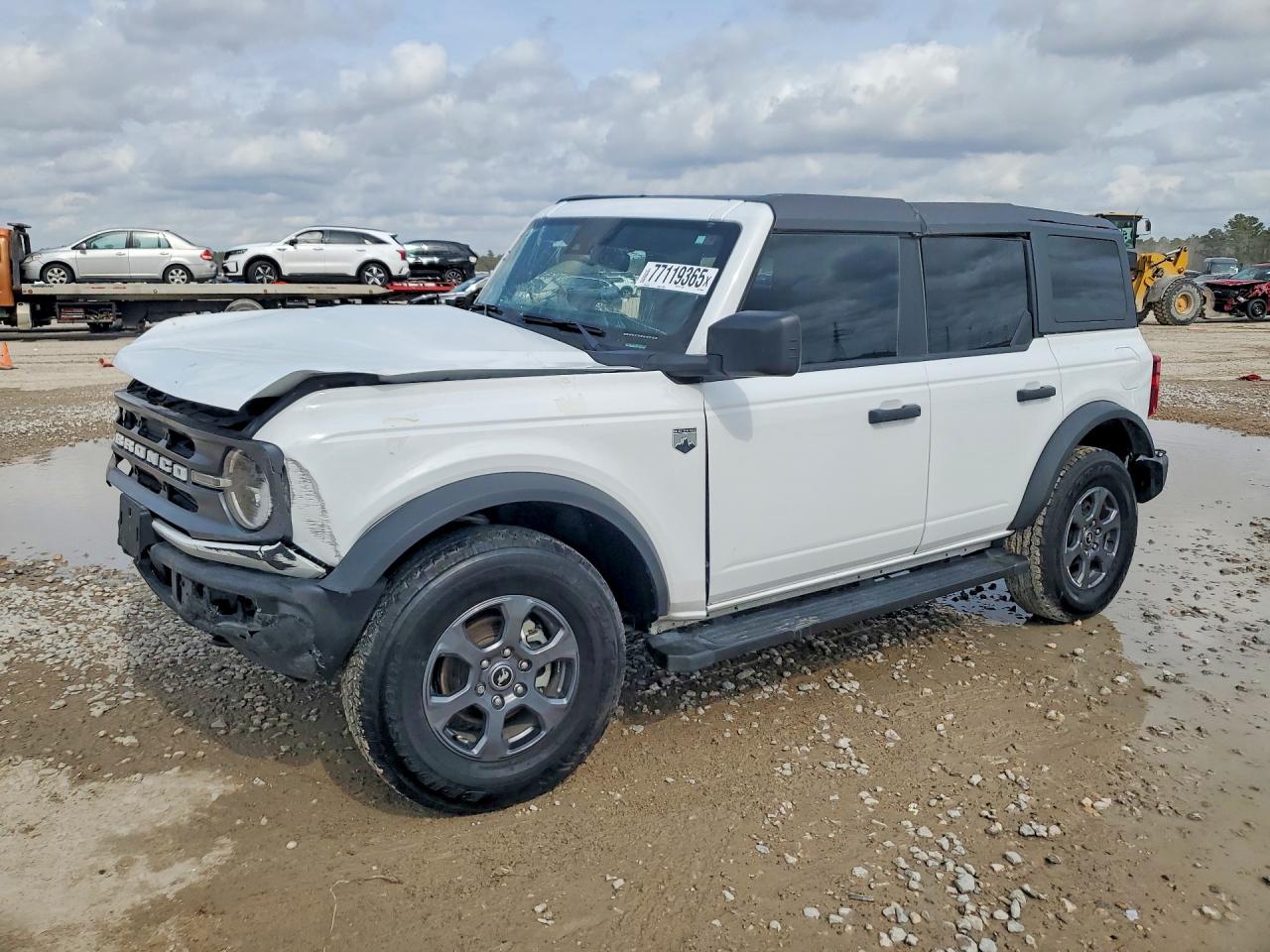 Salvage Ford Bronco Image