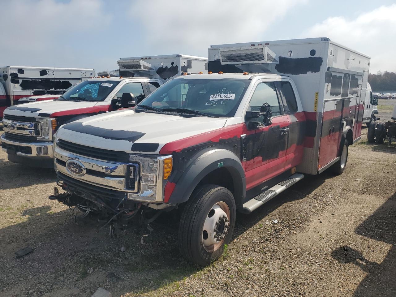 Salvage Ford F-550 Image