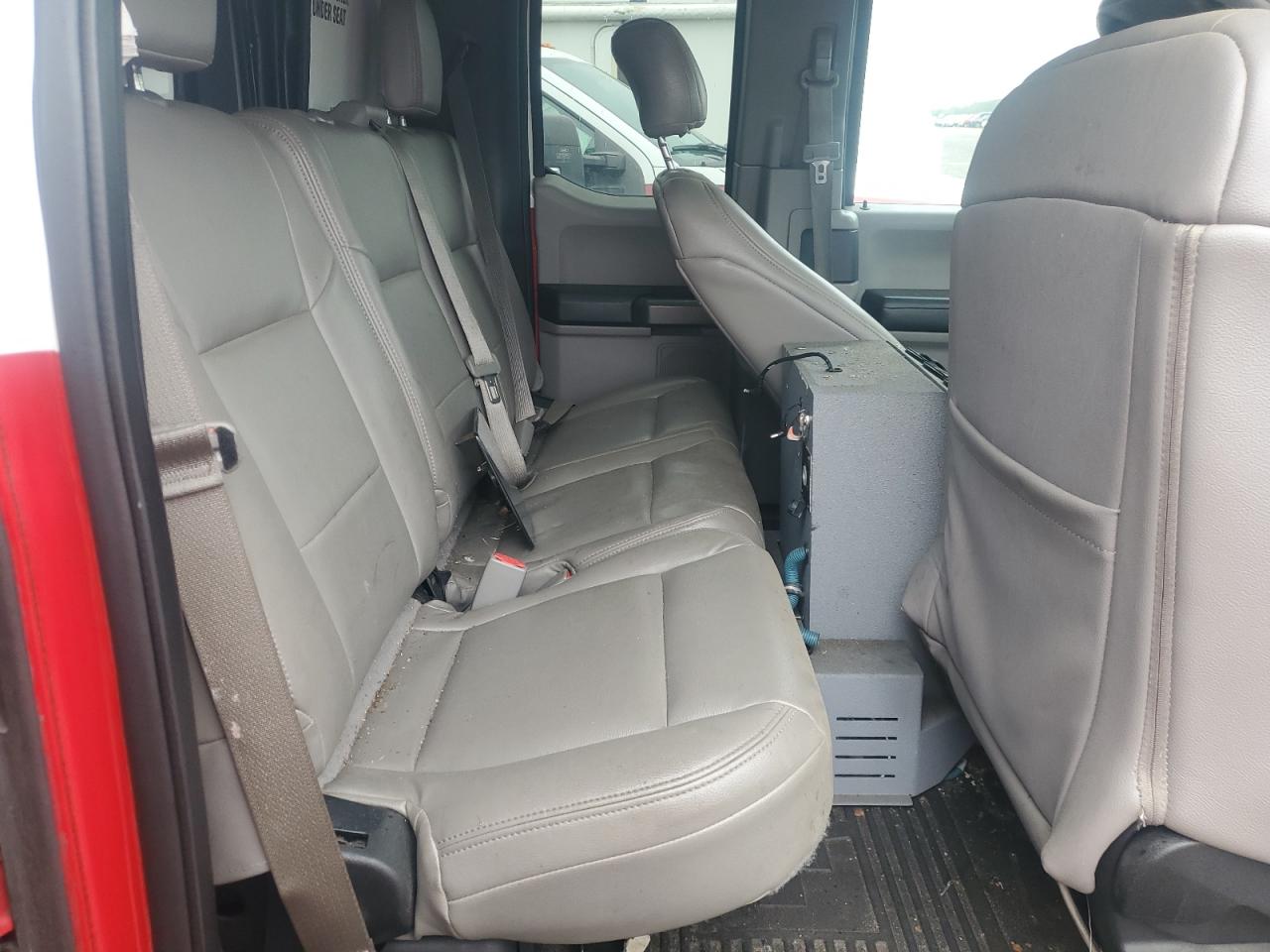 Ford F-550 Super Duty