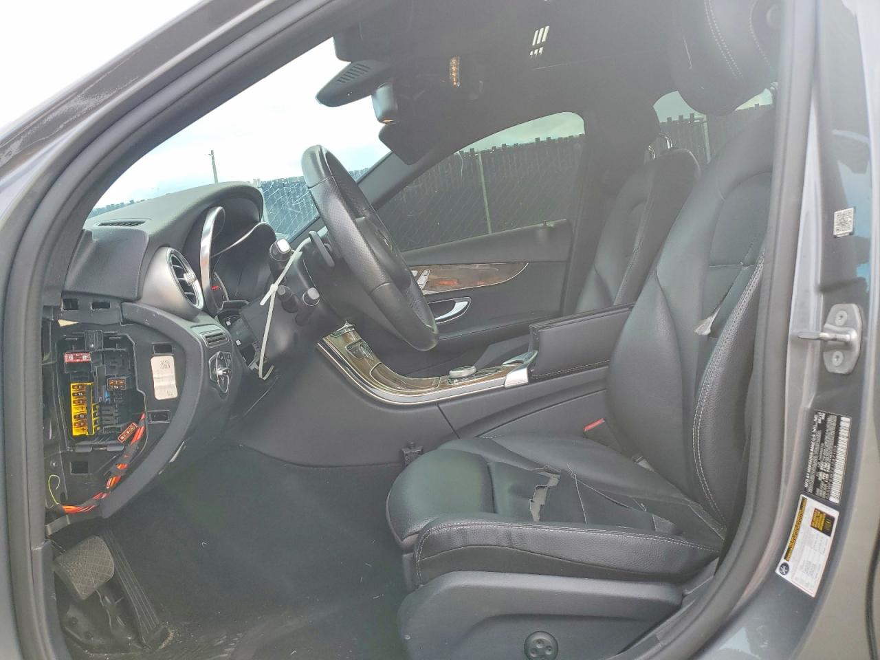 Mercedes-Benz C-Class 300