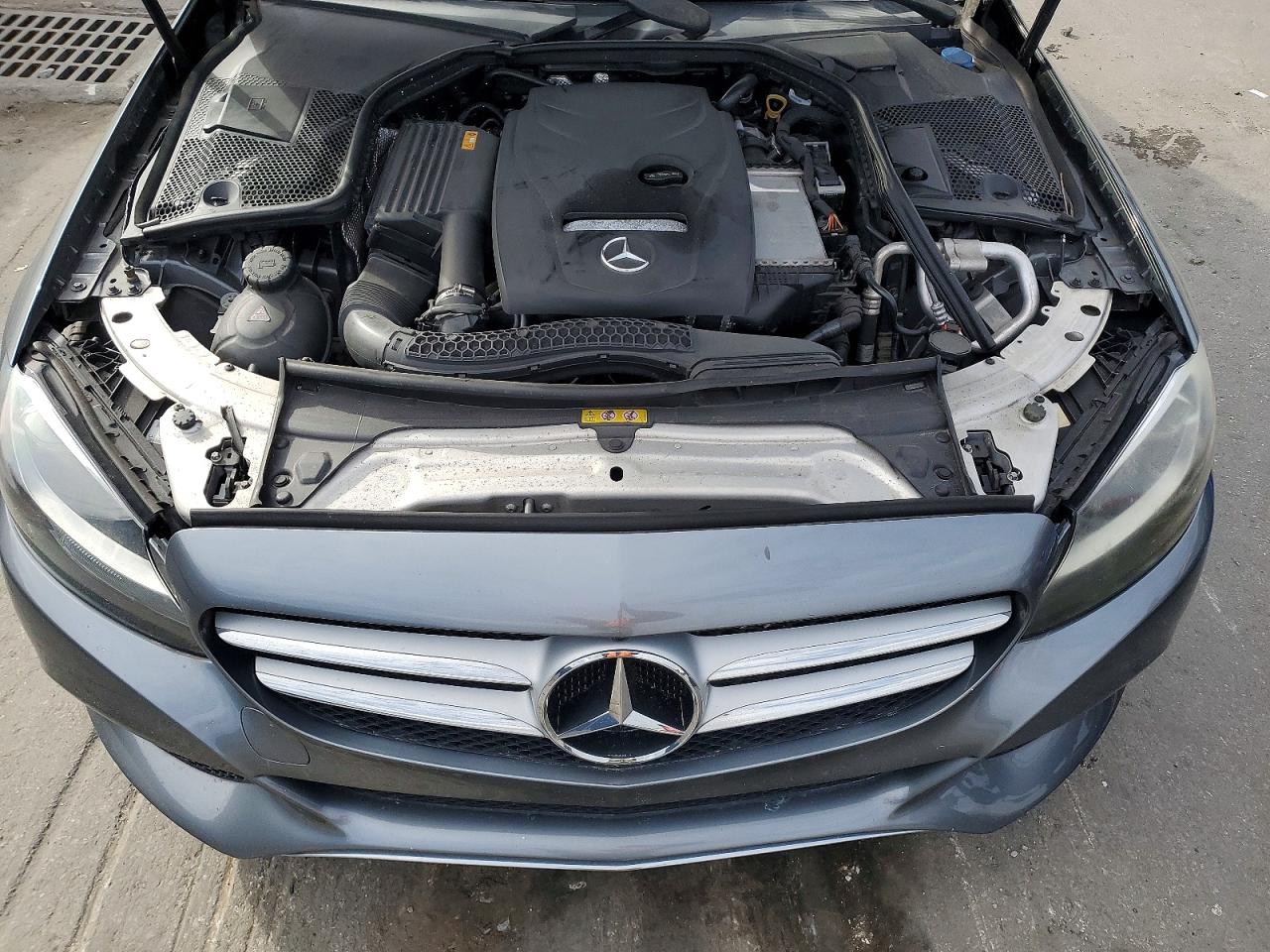Mercedes-Benz C-Class 300