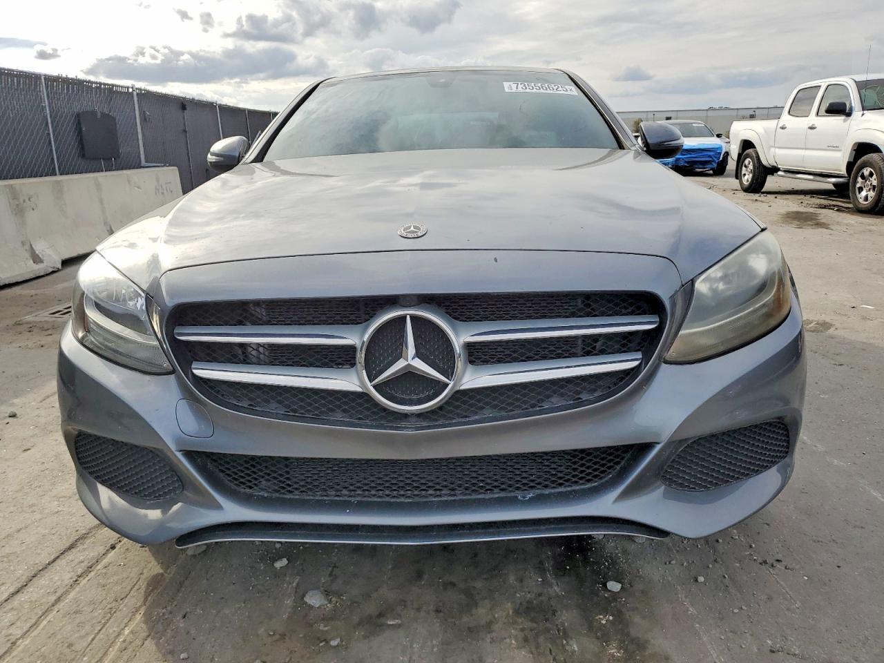 Mercedes-Benz C-Class 300