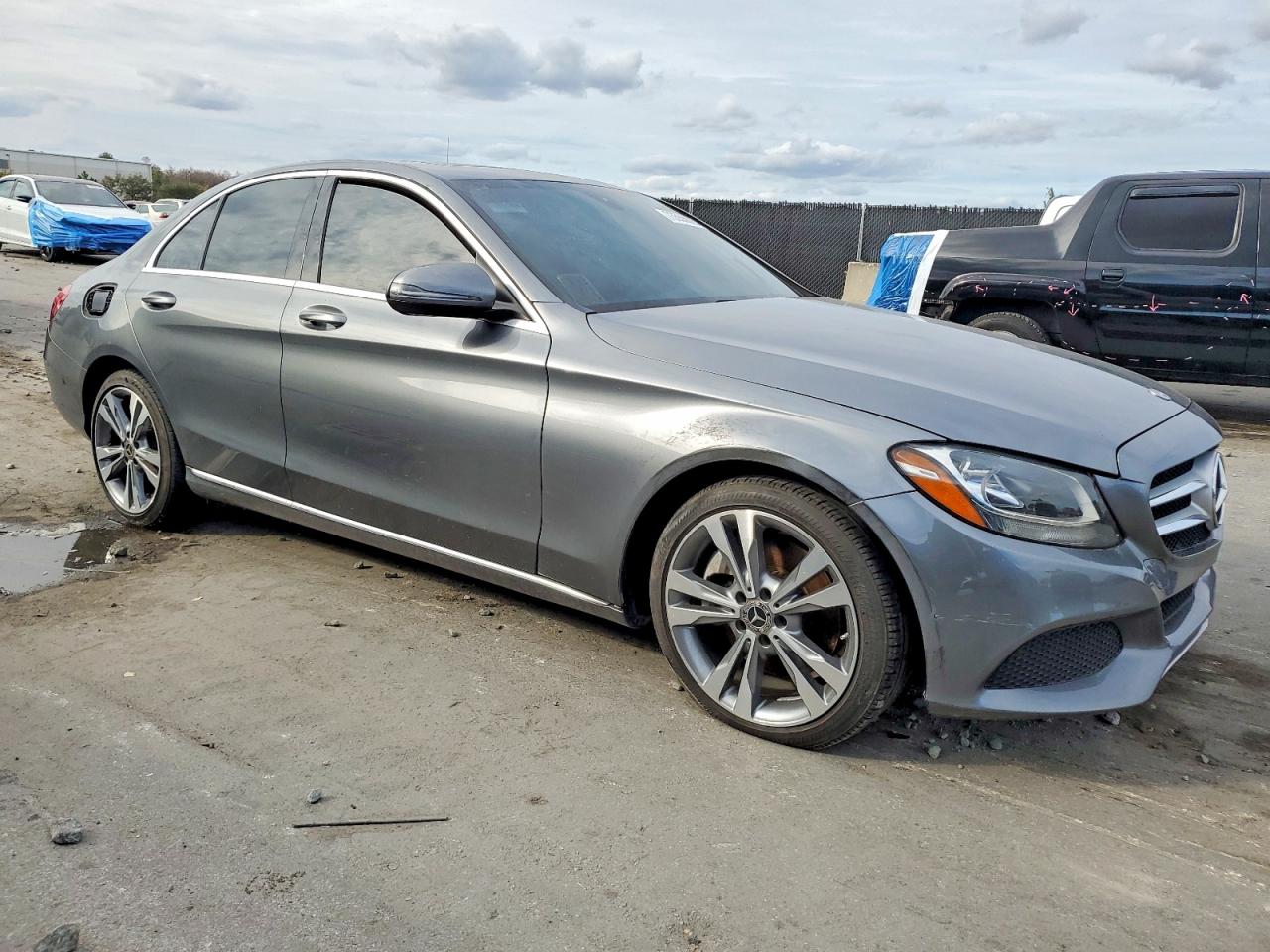 Mercedes-Benz C-Class 300