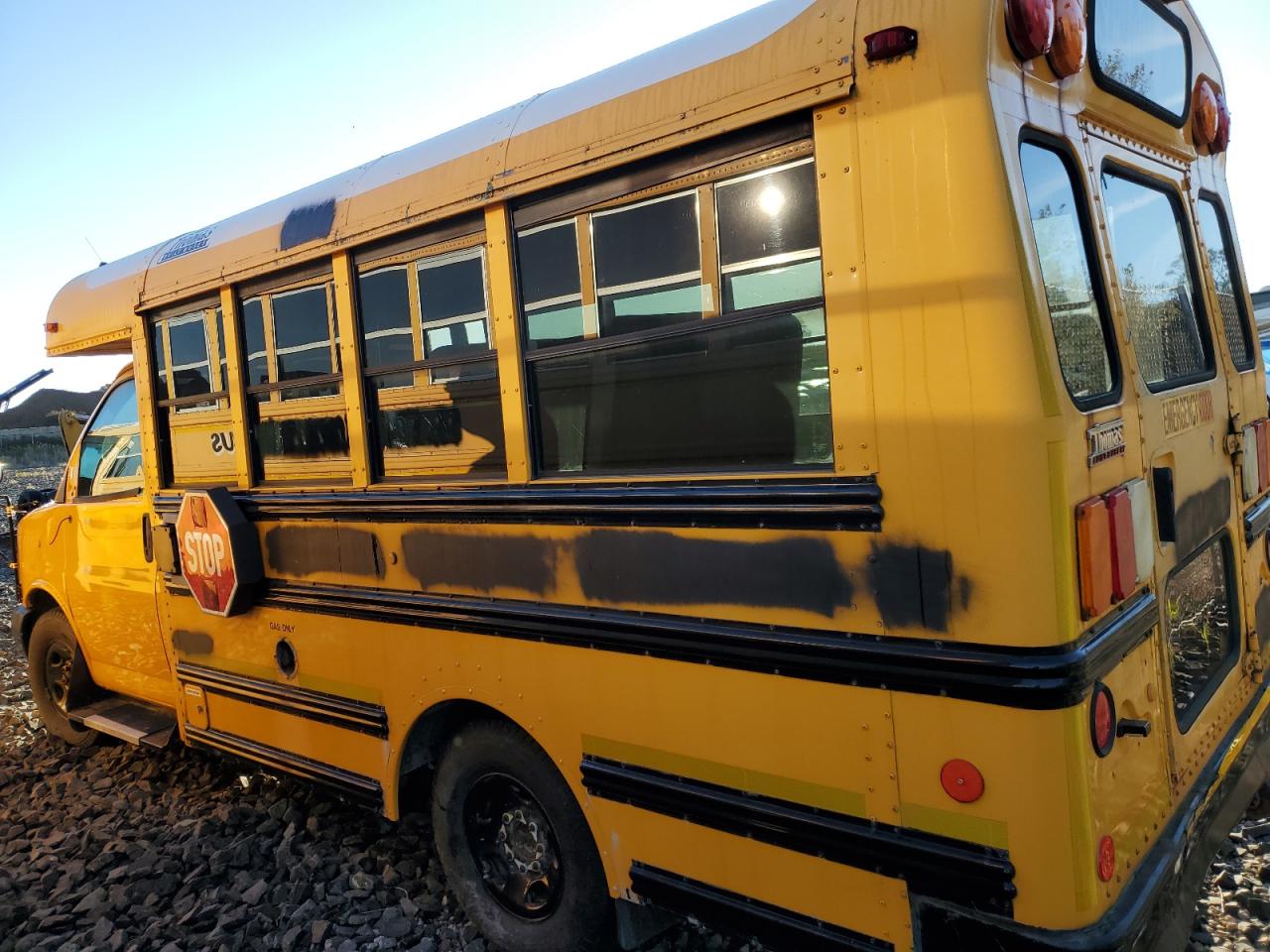 Thom Bus