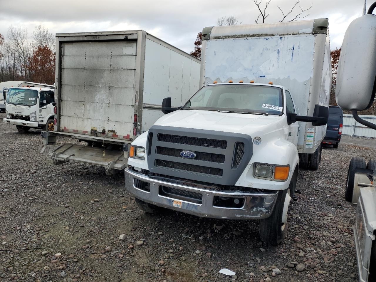 Salvage Ford F-750 Image