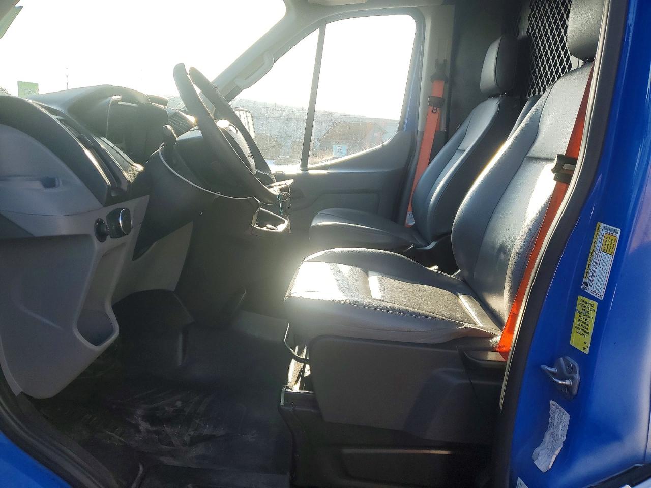 Ford Transit T-250
