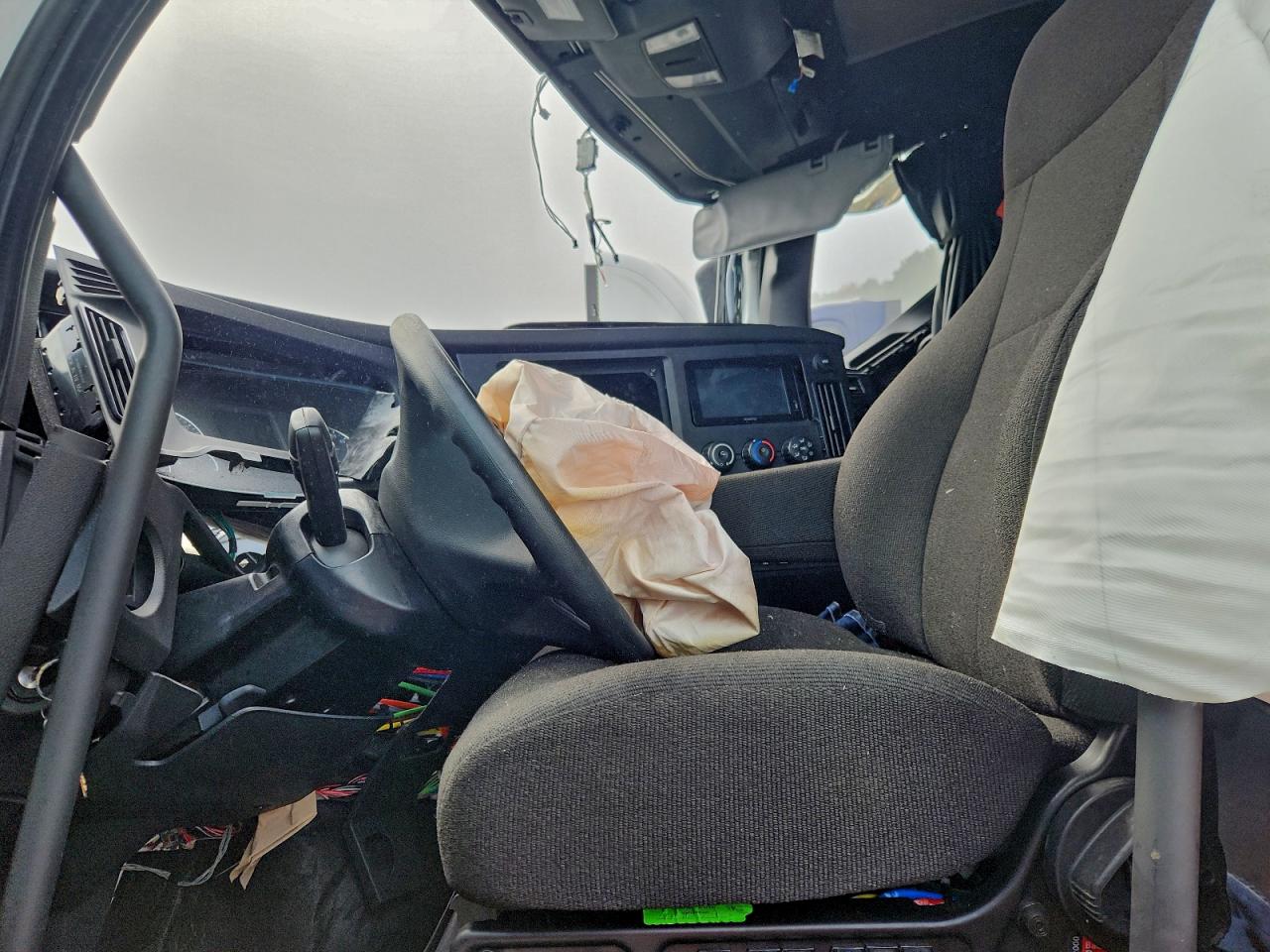 Freightliner Cascadia 1