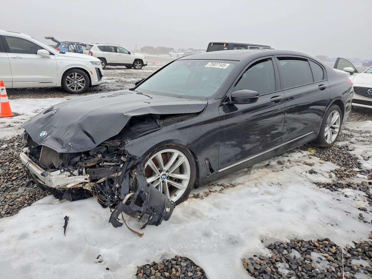 Salvage BMW 7 Series Image