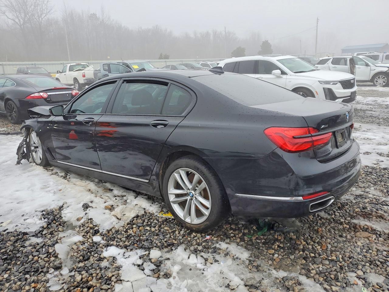 BMW 7 Series Xi