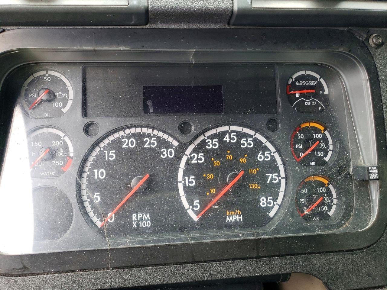 Freightliner Cascadia 1
