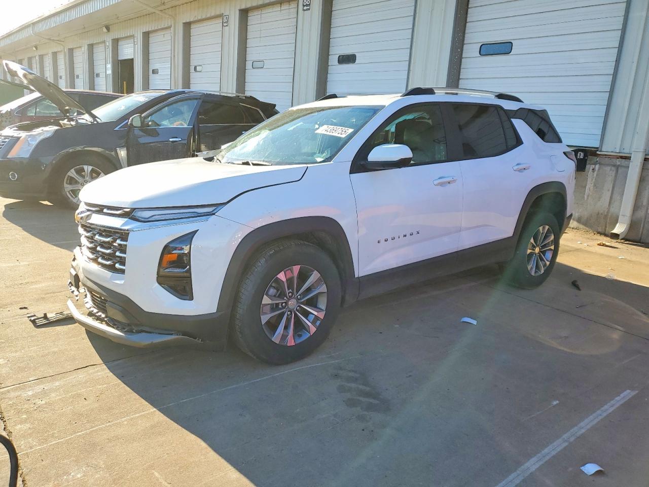 Salvage Chevrolet Equinox Image