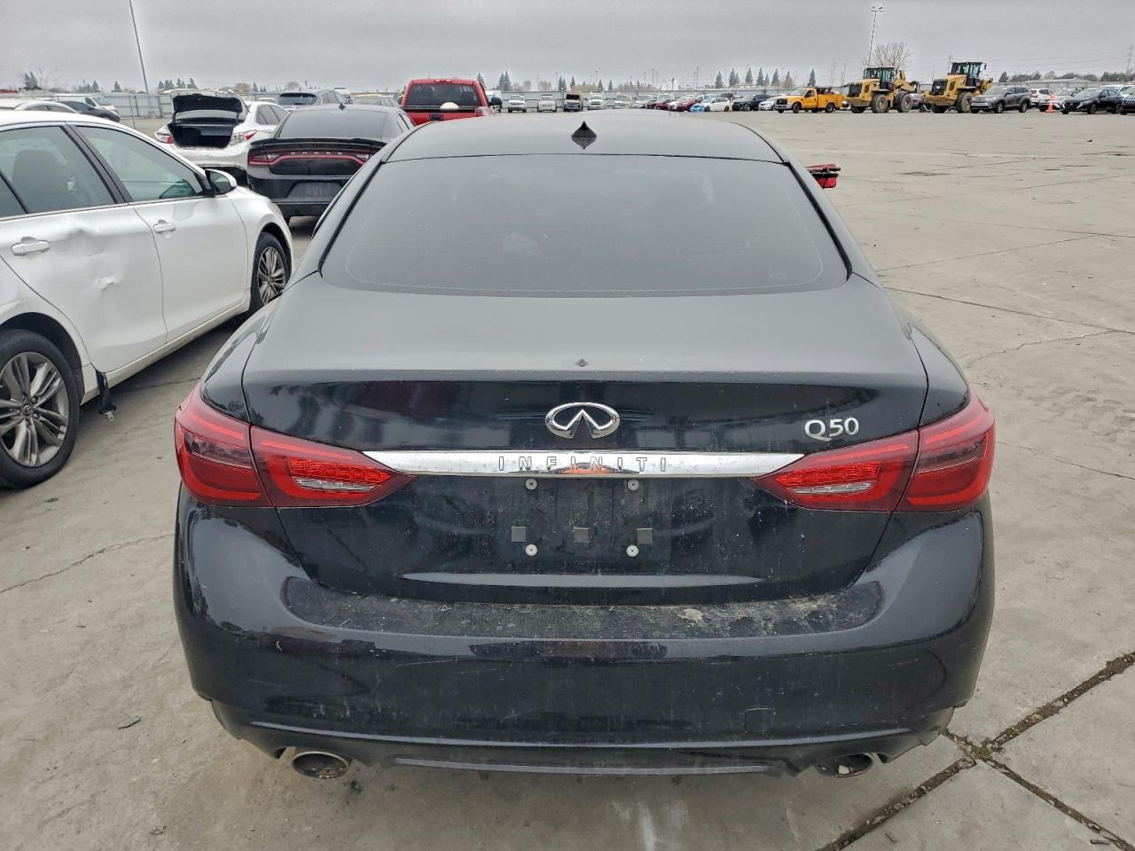 INFINITI Q50 Pure