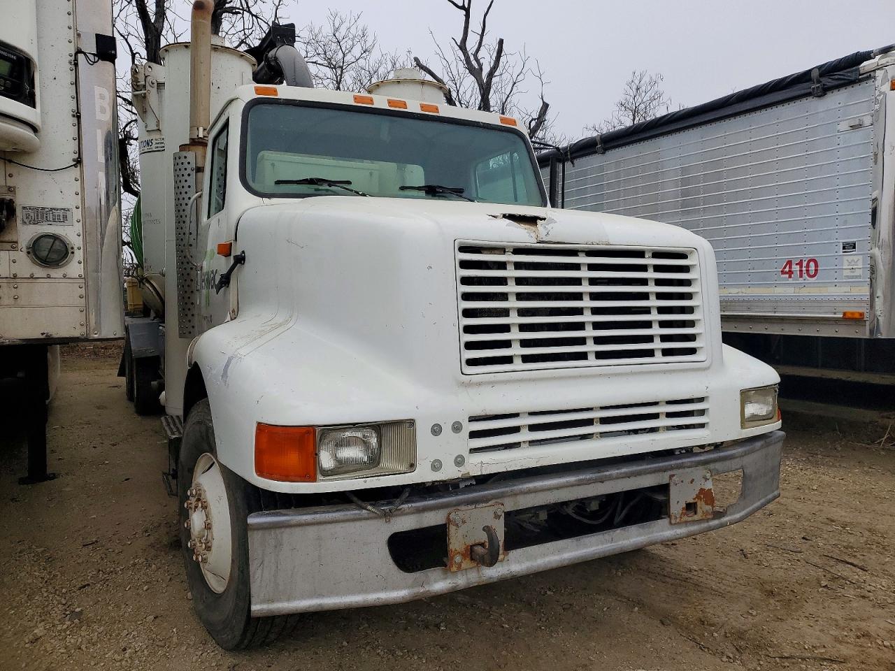 Salvage International 2674 Image