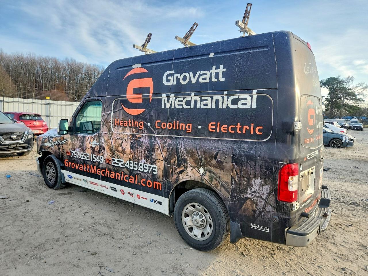 Nissan Nv 2500