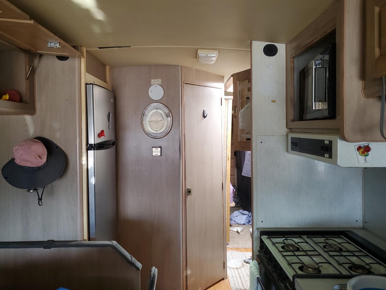 Oshkosh Motor Truck Co. Chassis M Line Motor Home
