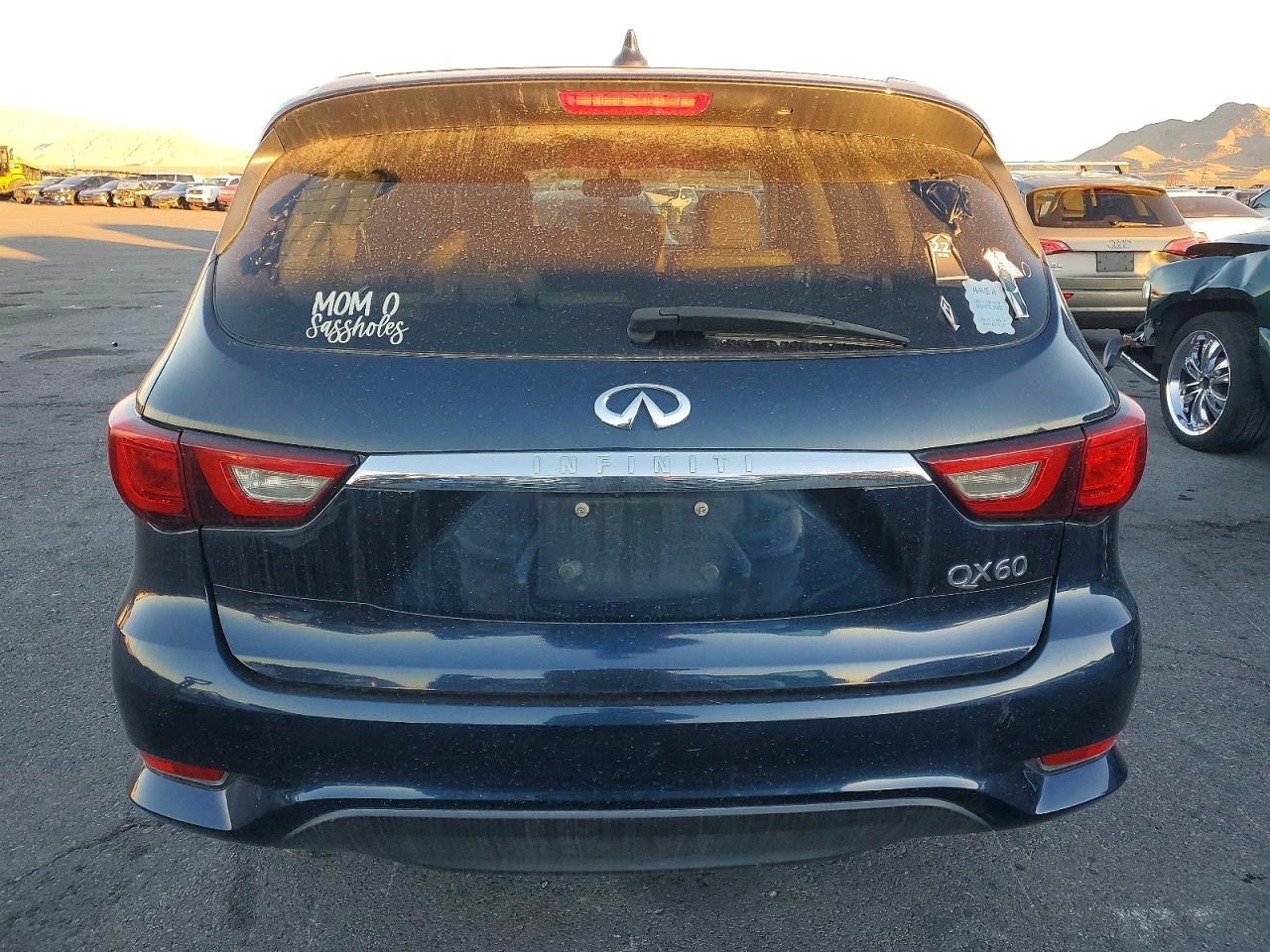 INFINITI Qx