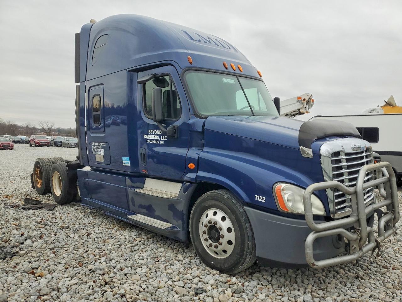 Salvage Freightliner Cascadia Image