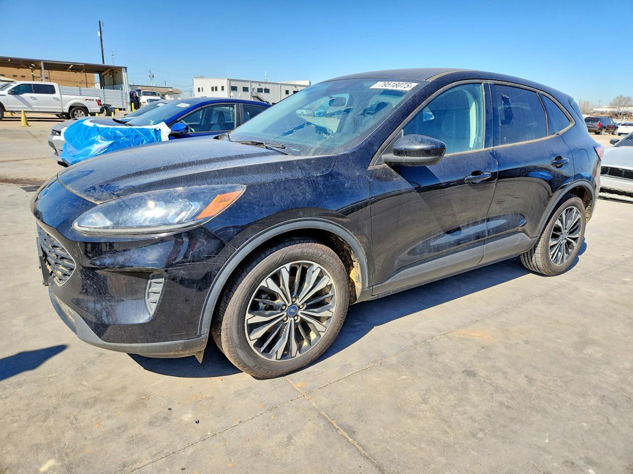 Salvage Ford Escape Image