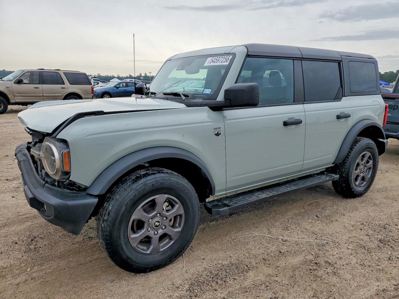 Salvage Ford Bronco Image