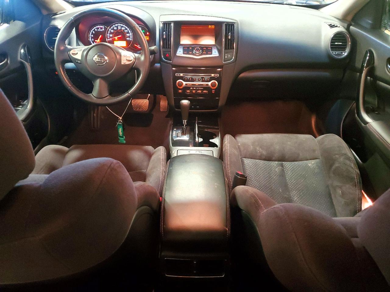 Nissan Maxima