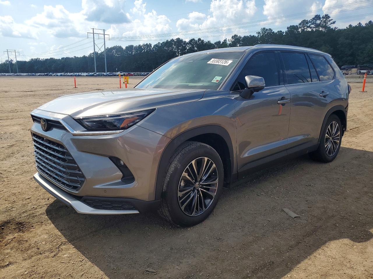 Salvage Toyota Grand Highlander Hybrid Image
