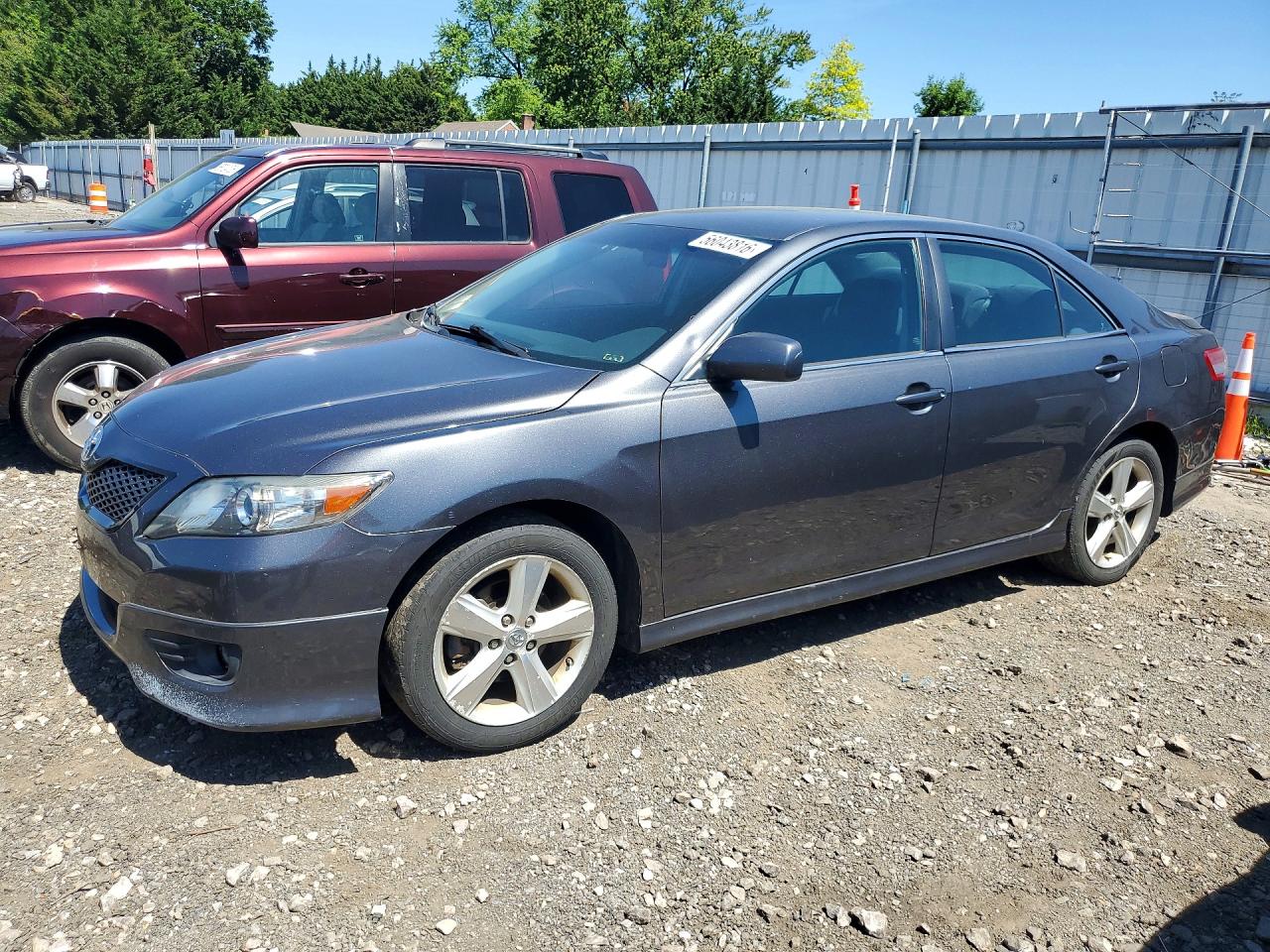 Salvage Toyota Camry Image
