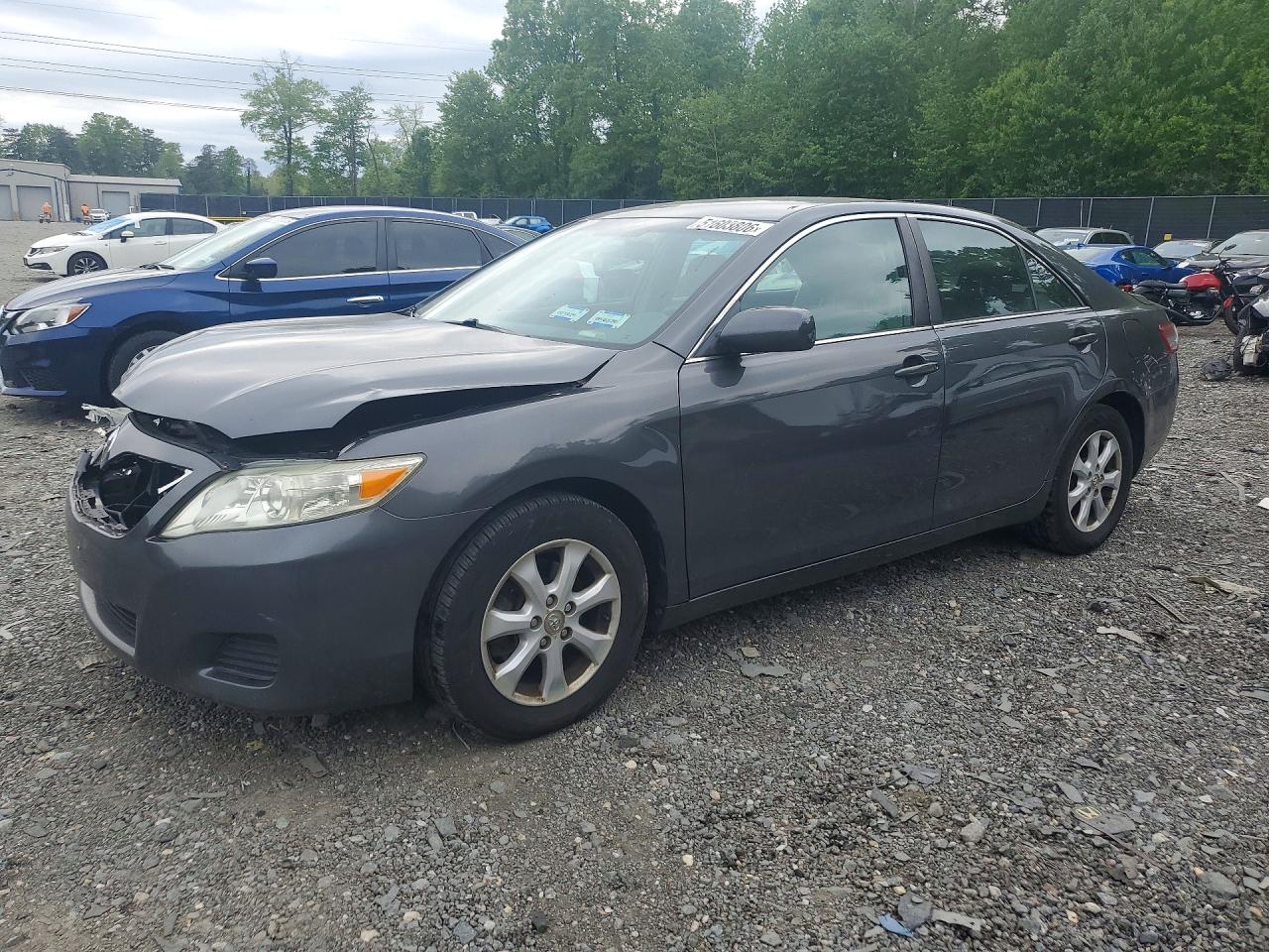 Salvage Toyota Camry Image