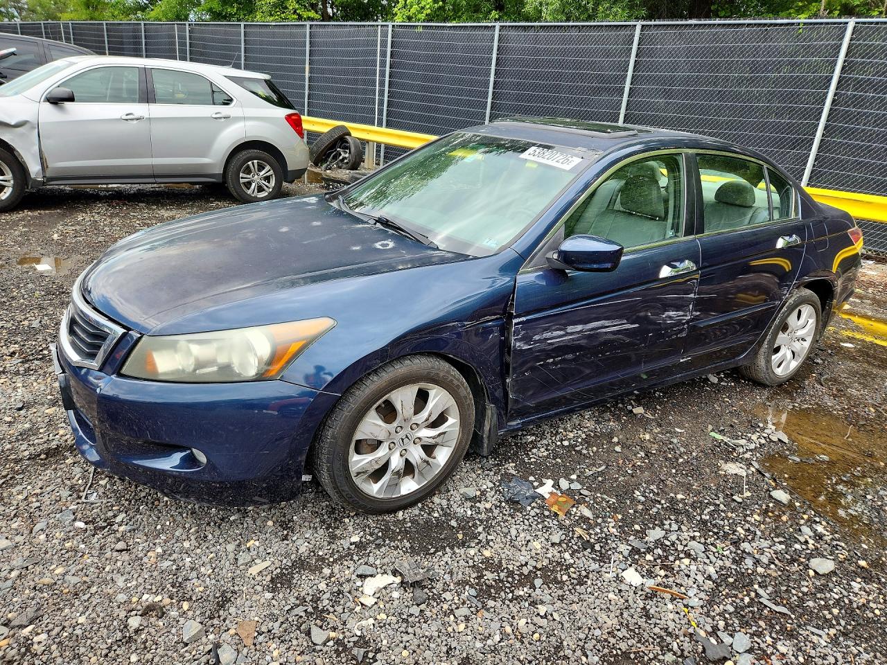 Salvage Honda Accord Image