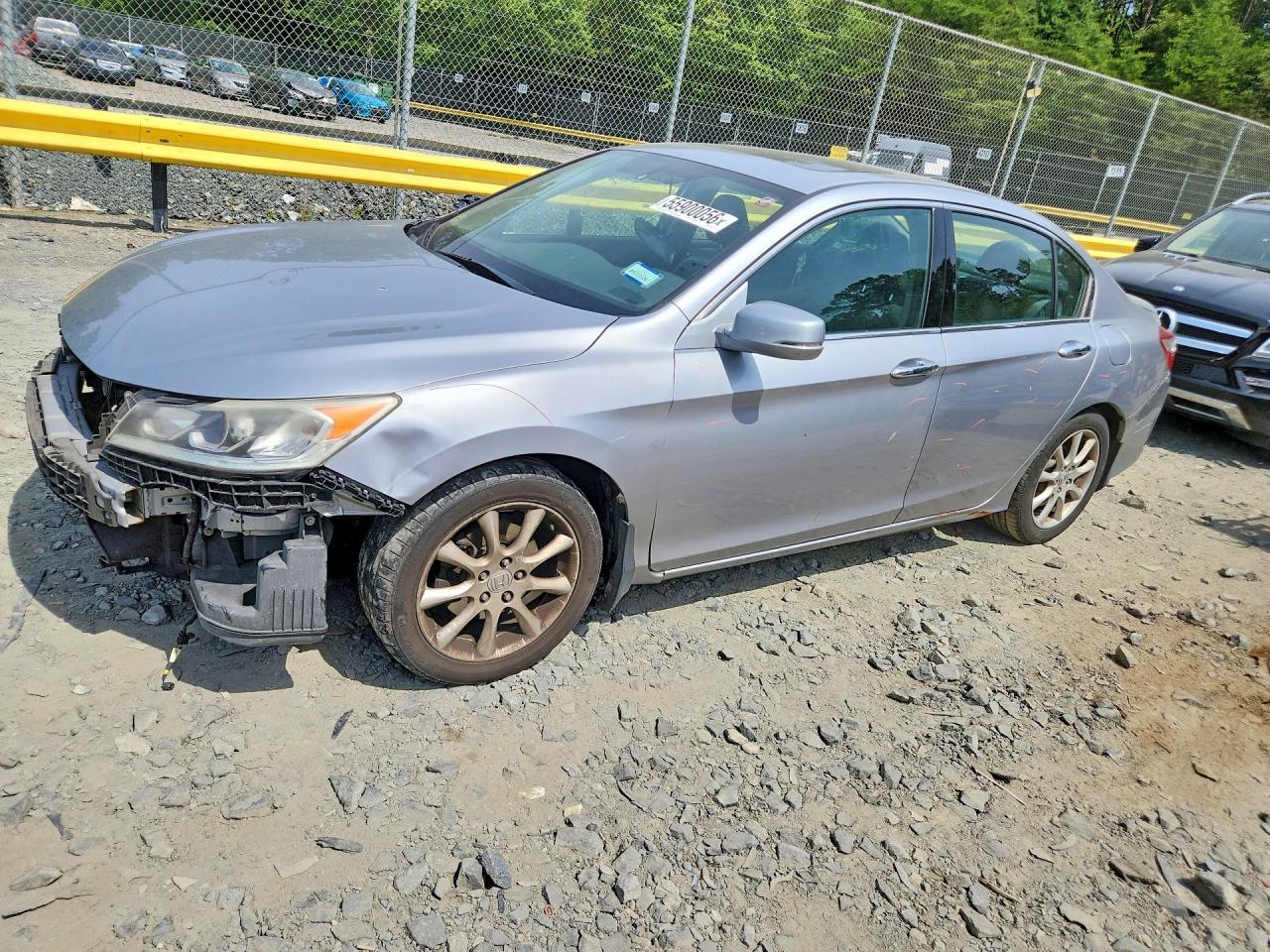 Salvage Honda Accord Image