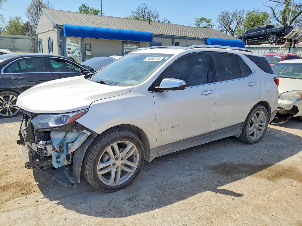 Salvage Chevrolet Equinox Image