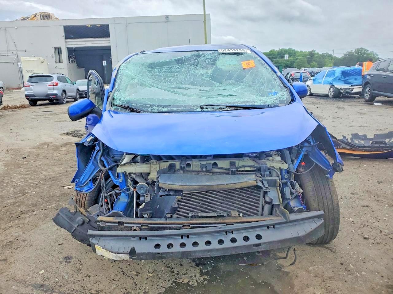 Nissan Versa Sv