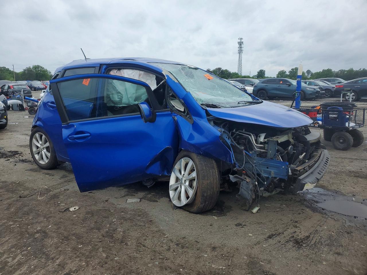 Nissan Versa Sv