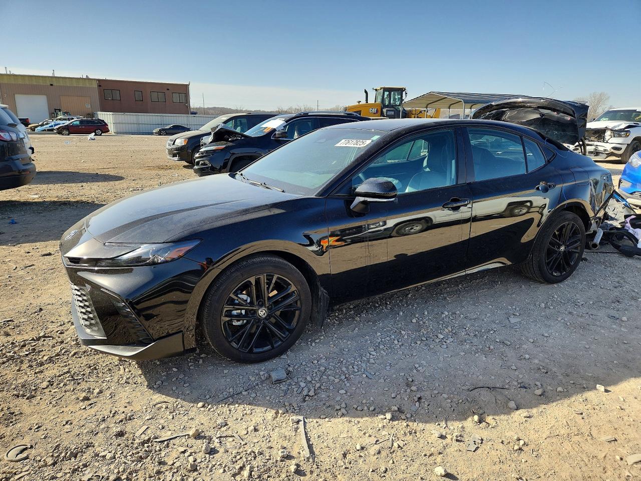 Salvage Toyota Camry Image